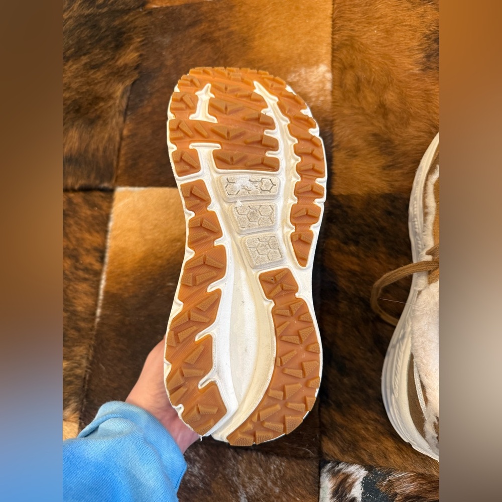 Extremely Rare Ugg x Bape Chestnut Shearling Sneaker - Picture 10 of 10